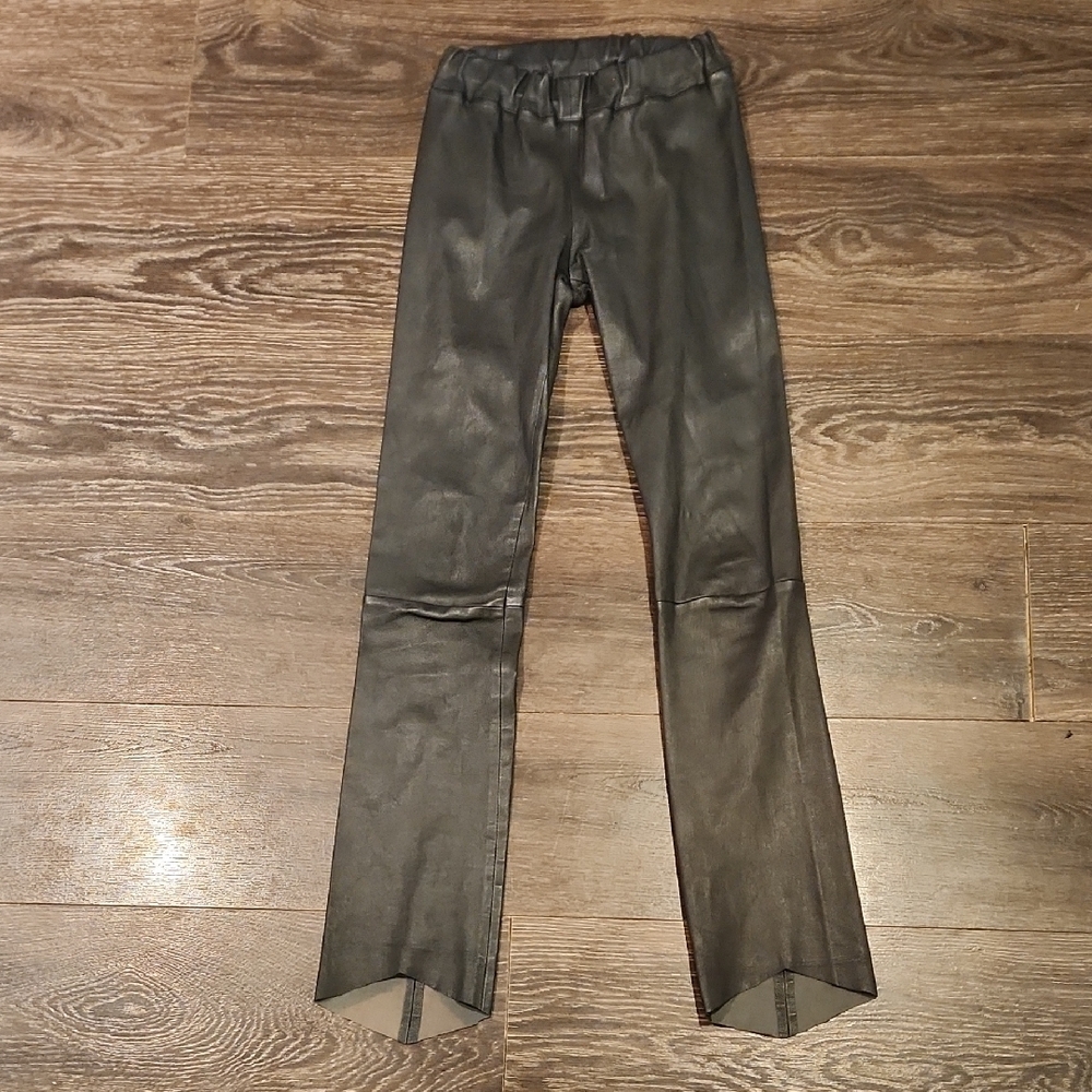 ❤️ CARINA NEW YORK LAMBS LEATHER STEP HEM LEGGINGS, SMALL - Picture 3 of 11